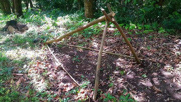 Build a simple shelter 2