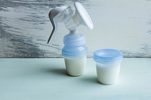 Breast Pumping in Nature Without Baby 4 manual breast pump 1