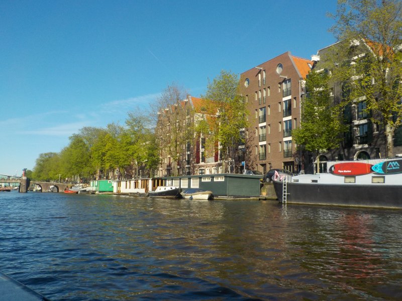 Whether you are lucky enough to have an apartment or a house boat along this canal, you have wonderful water views.
