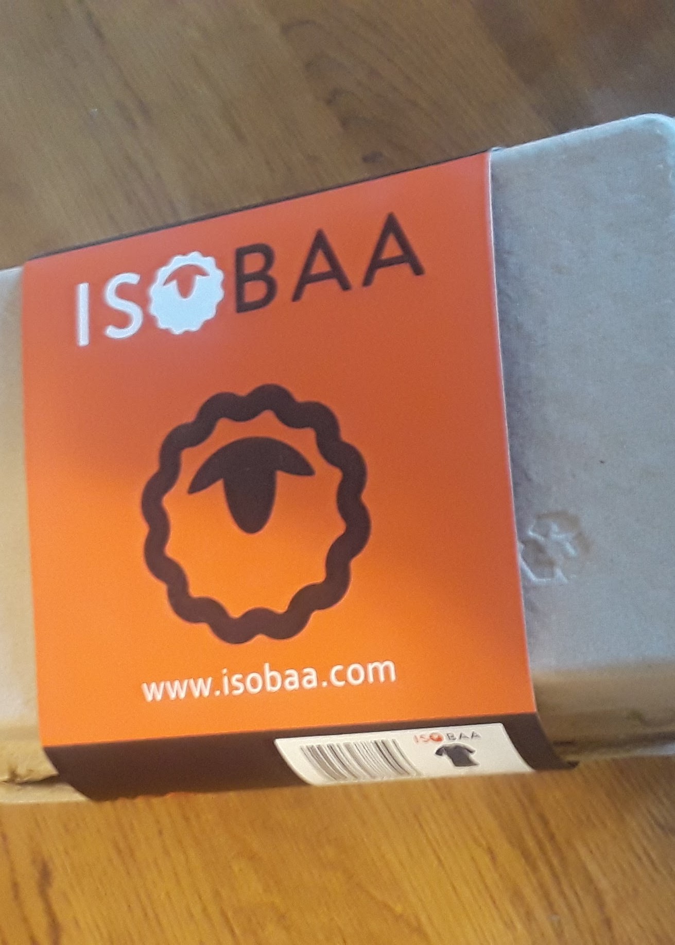 Isobaa Clothing packaging