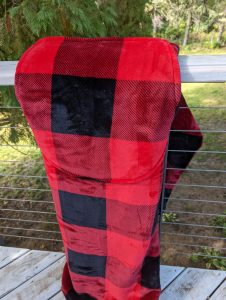 wearable blanket with front pocket
