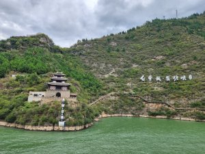 Building and walkway along Qutang Gorge China