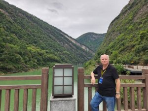 James Visser at Longhe river valley China